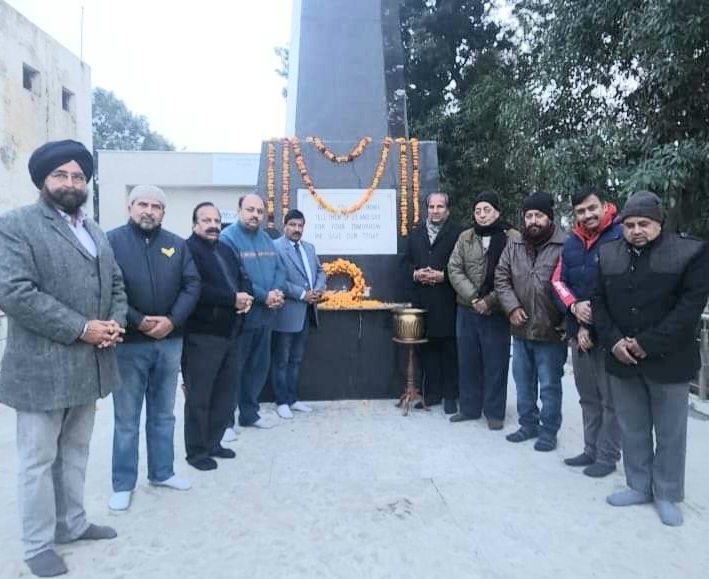 ਦੁਨੀਆ ਦੀਆਂ ਸਭ ਤੋਂ ਸ਼ਕਤੀਸ਼ਾਲੀ ਫੌਜਾਂ `ਚੋਂ ਇਕ ਹੈ ਭਾਰਤੀ ਫੌਜ - ਸੰਜੀਵ ਅਰੋੜਾ